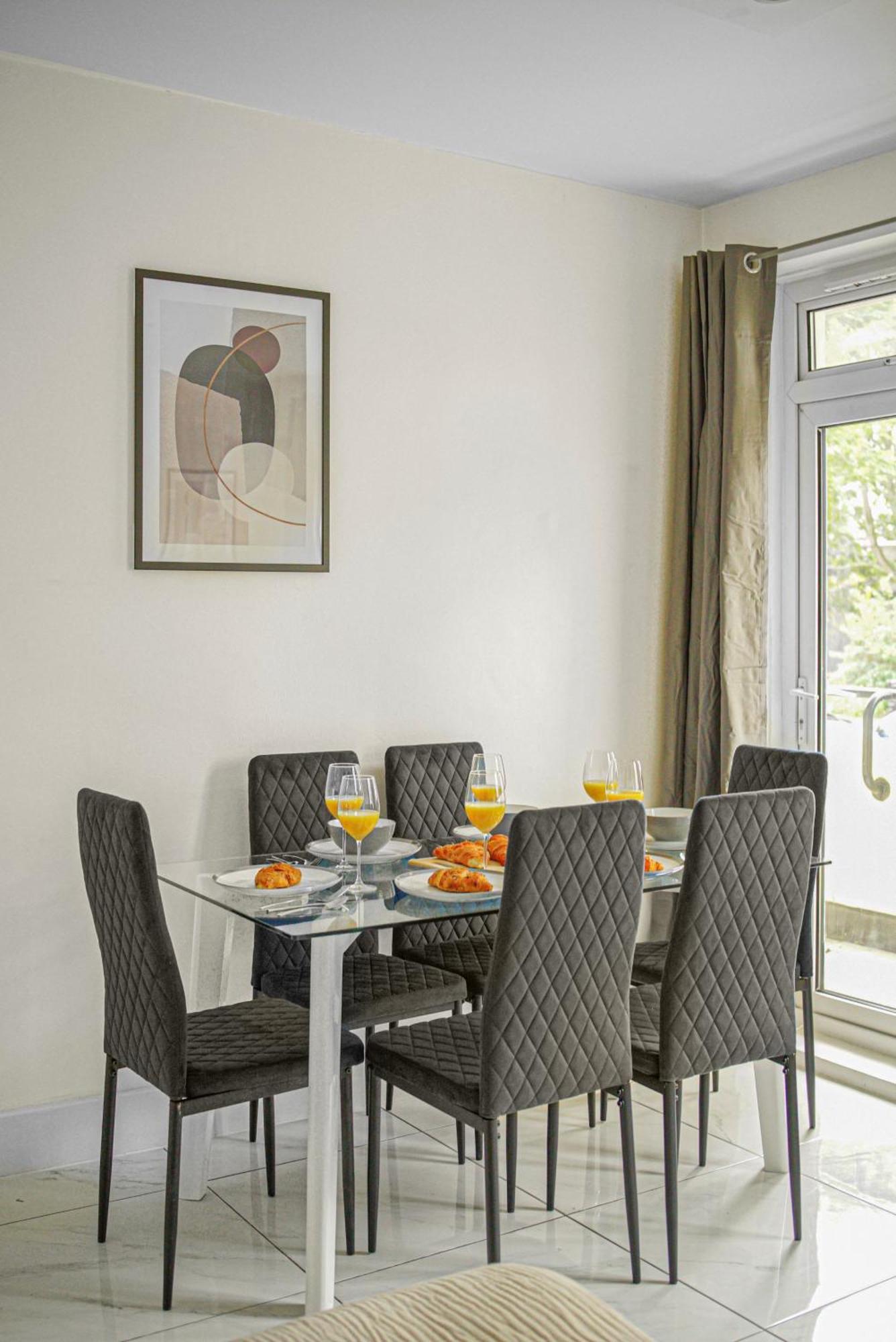 Paddington - 2Br With Balcony - Cityapartmentstay London Bagian luar foto