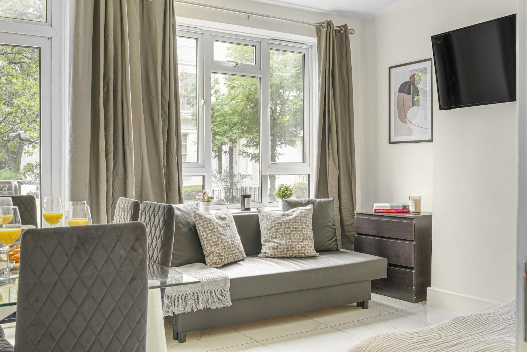 Paddington - 2Br With Balcony - Cityapartmentstay London Bagian luar foto