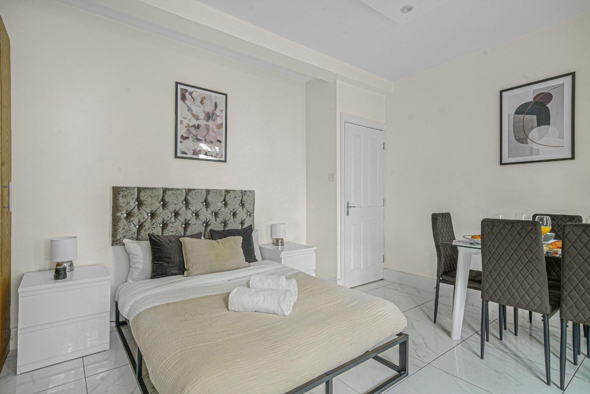 Paddington - 2Br With Balcony - Cityapartmentstay London Bagian luar foto
